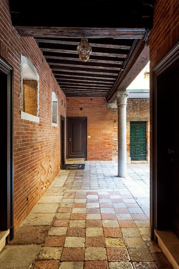 Charming House Iqs Apartamento Venecia